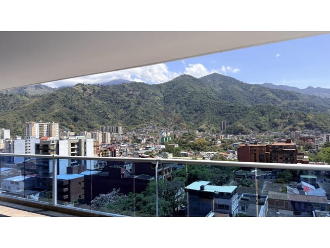 Apartamento de 3 alcobas en venta en La Pola, Ibagué, 260 m² · foto 7 de 24