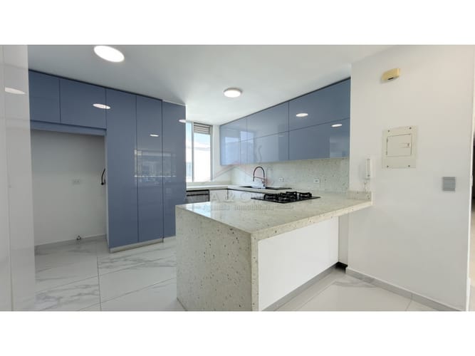 Apartamento de 3 alcobas en venta en La Pola, Ibagué, 260 m² · foto 9 de 24