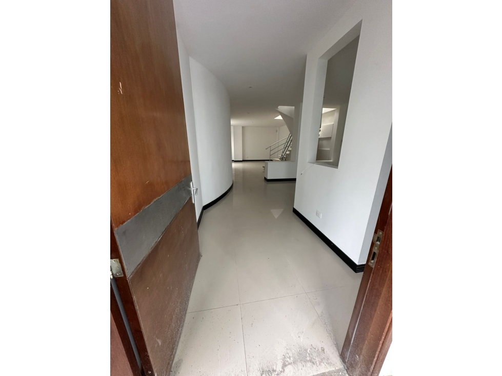 Casa en venta en Pinares, Pereira · foto 3 de 24
