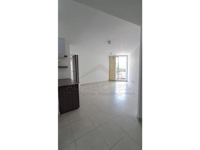 Apartamento de 2 alcobas en venta en El Tunal, Ibagué, 54 m² · foto 2 de 14