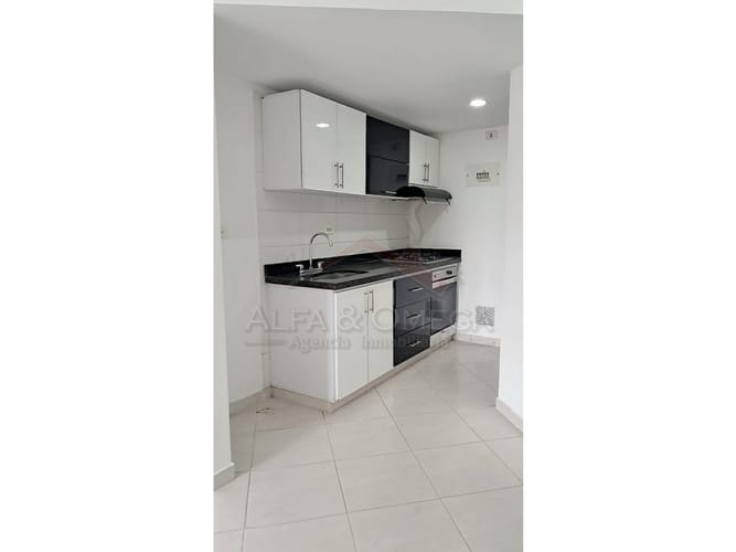 Apartamento de 2 alcobas en venta en El Tunal, Ibagué, 54 m² · foto 3 de 14