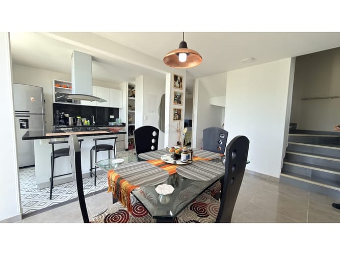 Apartamento de 4 alcobas en venta en Calambeo, Ibagué, 200 m² · foto 5 de 24