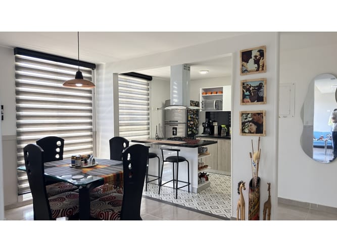 Apartamento de 4 alcobas en venta en Calambeo, Ibagué, 200 m² · foto 6 de 24