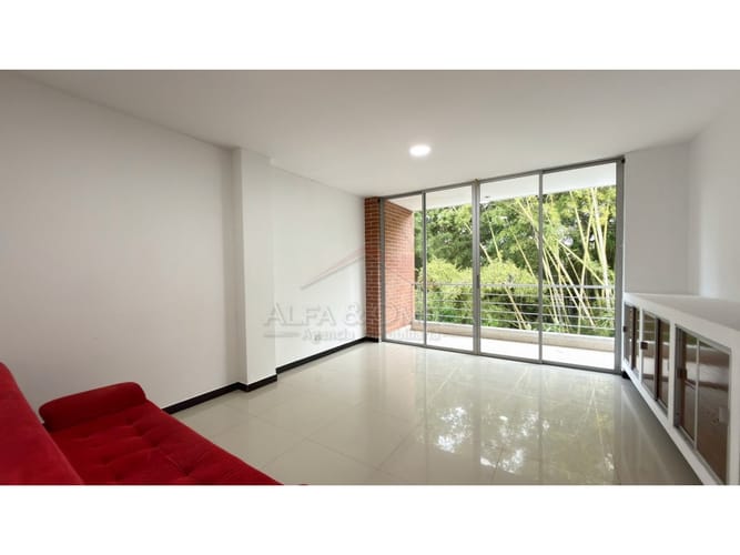 Casa de 3 alcobas en venta en Cr. Los Arroyuelos, Ibagué, 240 m² · foto 16 de 24