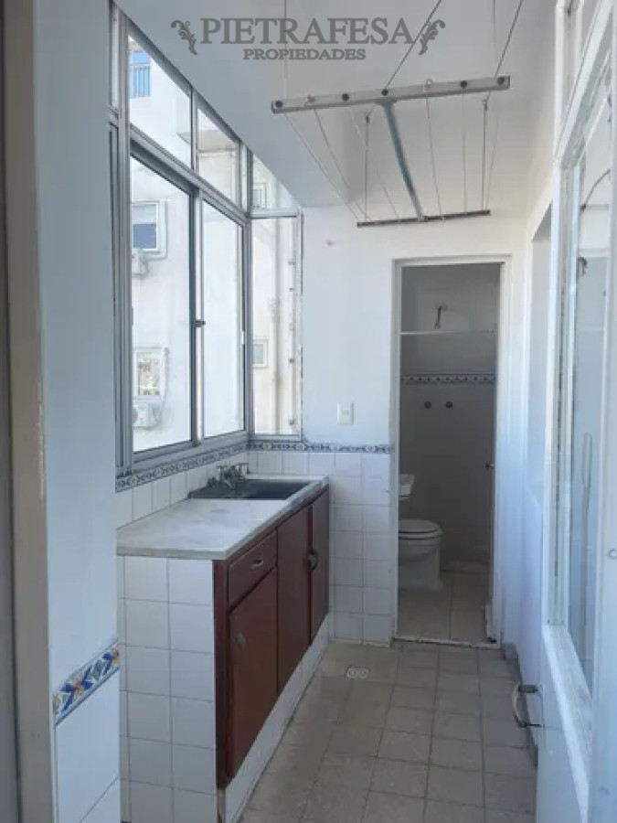 Apartamento en alquiler, 4 dormitorios, 3 baños, terraza lav, garaje. Cordón. · Foto 5