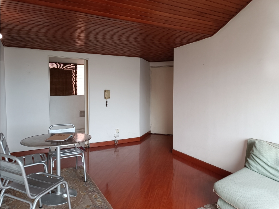 Apartamento en venta en Mirandela, Bogotá · foto 4 de 12