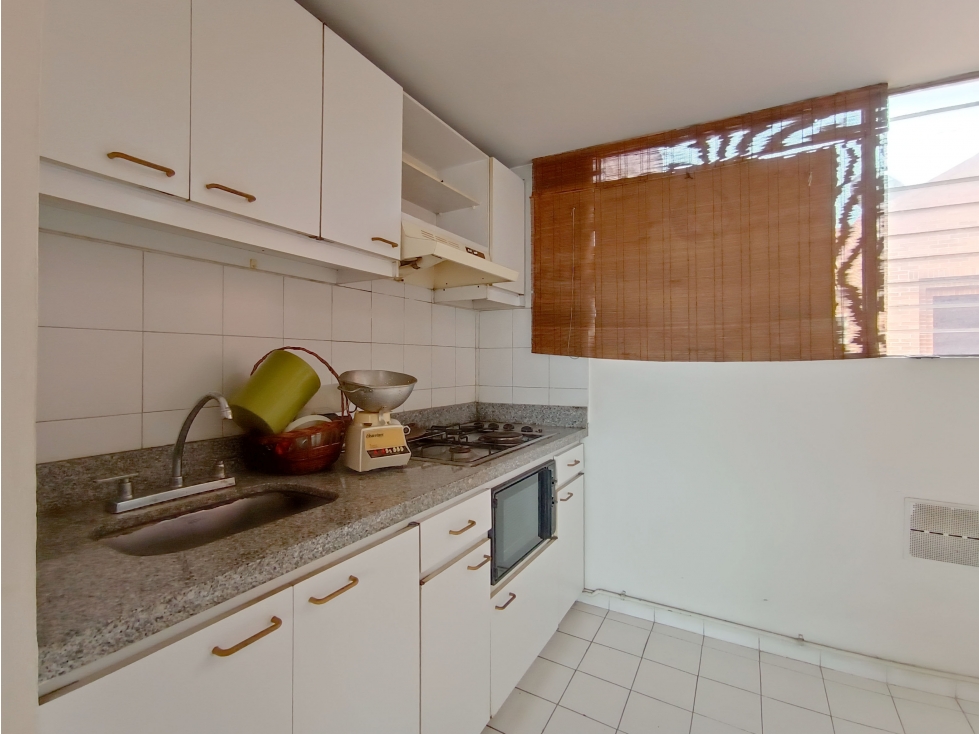 Apartamento en venta en Mirandela, Bogotá · foto 6 de 12