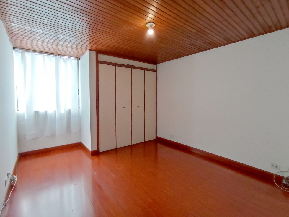 Apartamento en venta en Mirandela, Bogotá · foto 10 de 12