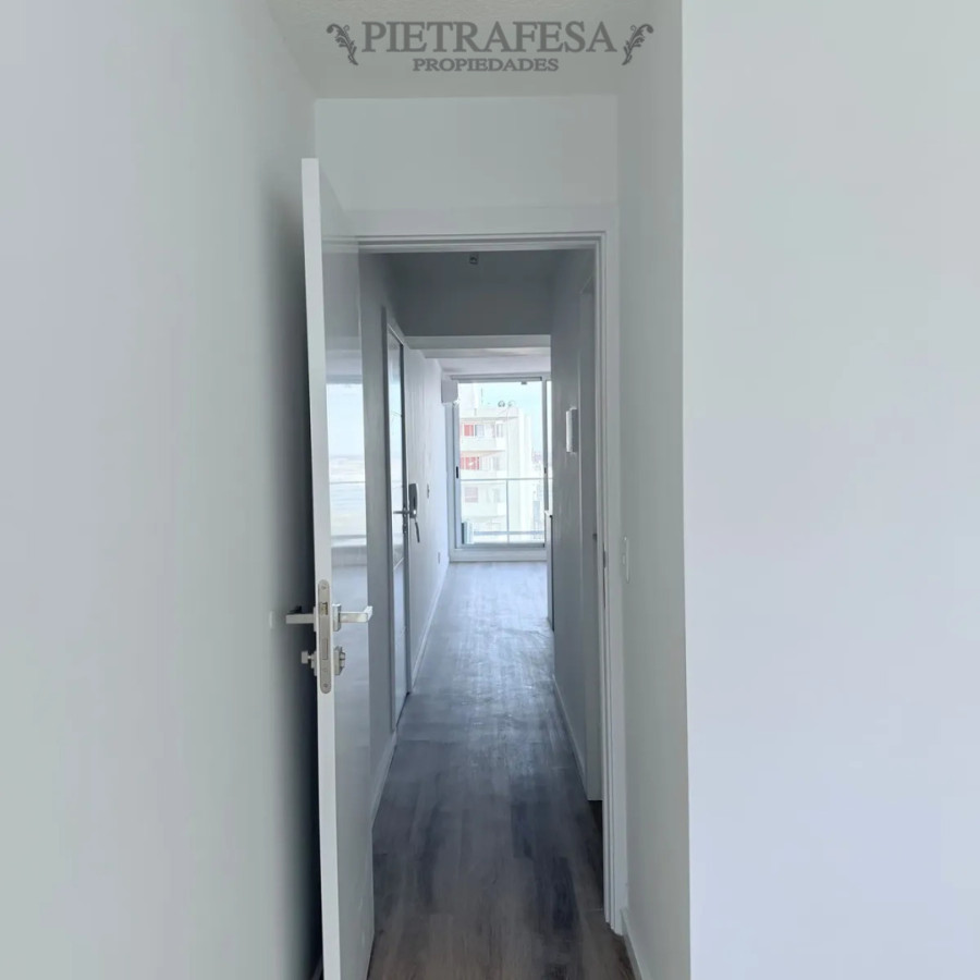 Apartamento en alquiler, 1 dormitorio, 1 baño, balcón. Cordón. · Foto 12