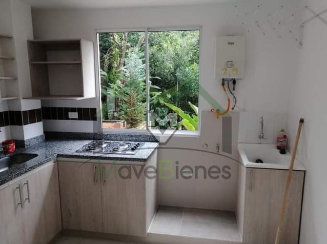 Apartaestudio en arriendo en San Lucas, Medellín, 45 m² · foto 2 de 9