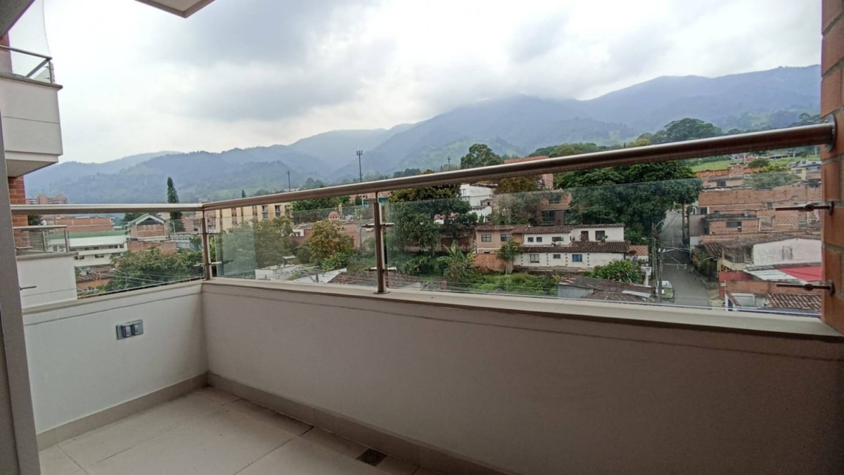 Apartamento en venta en La Aldea, La Estrella · foto 10 de 24