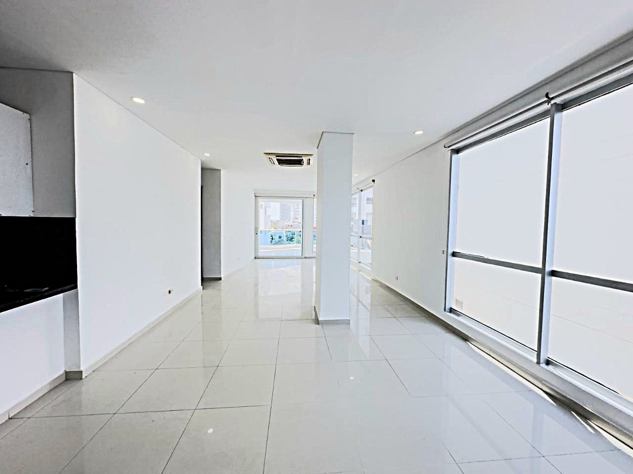 Apartamento en venta en Manga, Cartagena · foto 3 de 16