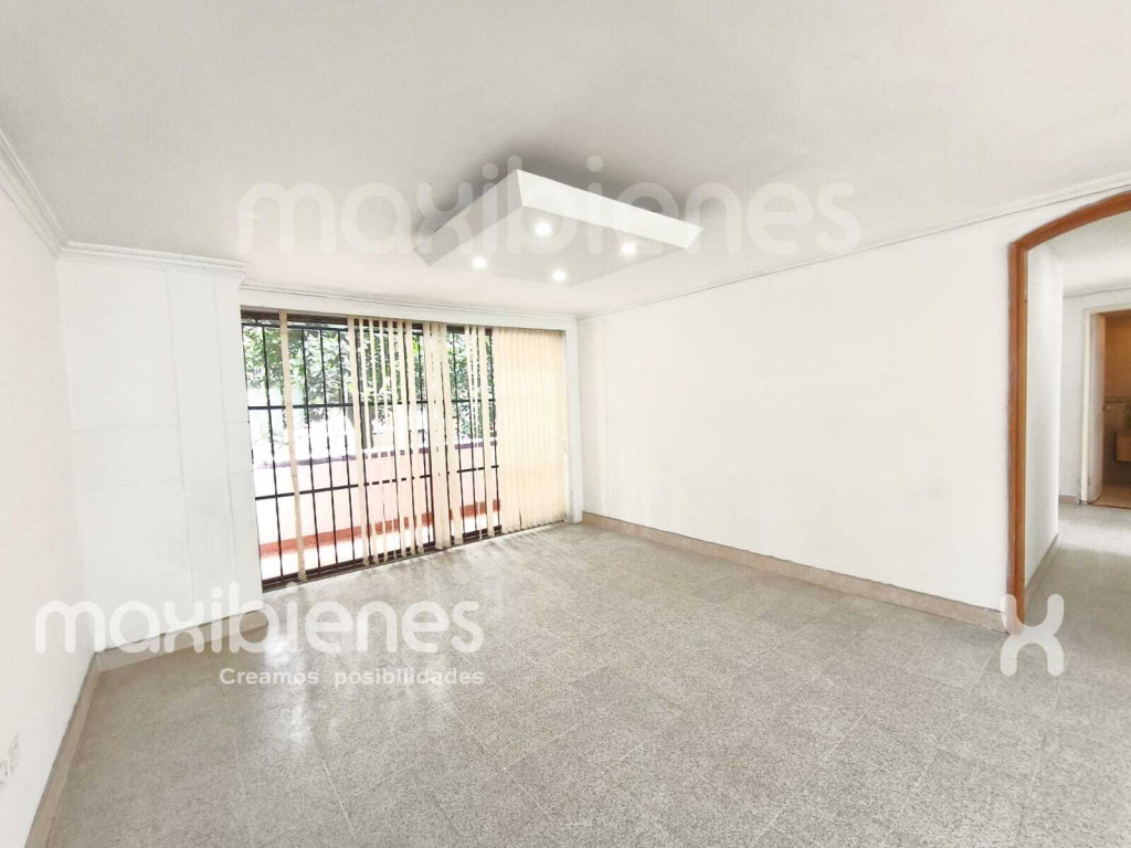 Apartamento en arriendo en Los Colores, Medellín · foto 5 de 22