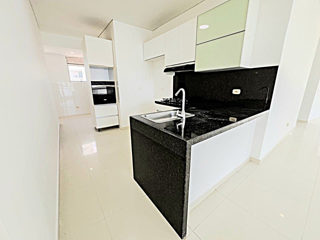 Apartamento en venta en Manga, Cartagena · foto 6 de 16
