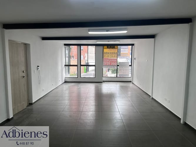 Local en arriendo en Laureles, Medellín, 50 m² · foto 3 de 7