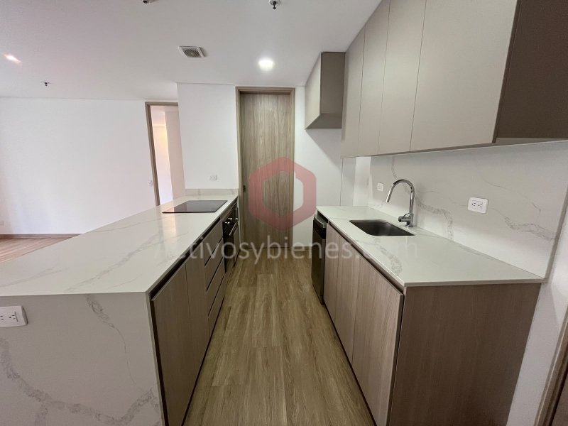 Apartamento en arriendo en Sajonia, Rionegro · foto 2 de 24