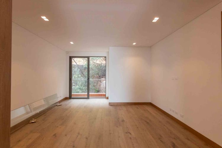 Apartamento de 3 alcobas en venta en Cerros De Los Alpes, Bogotá, 370 m² · foto 15 de 24