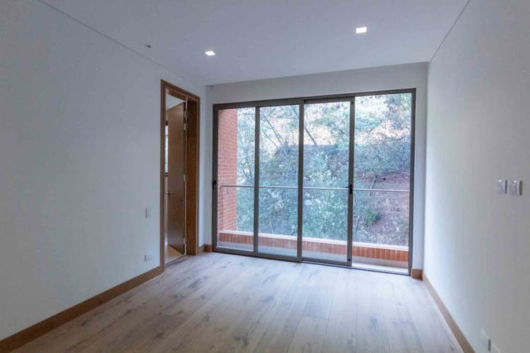 Apartamento de 3 alcobas en venta en Cerros De Los Alpes, Bogotá, 370 m² · foto 19 de 24