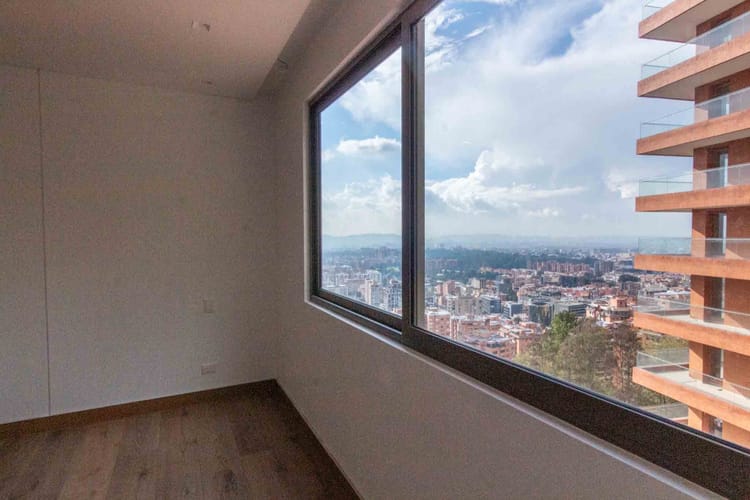 Apartamento de 3 alcobas en venta en Cerros De Los Alpes, Bogotá, 370 m² · foto 21 de 24