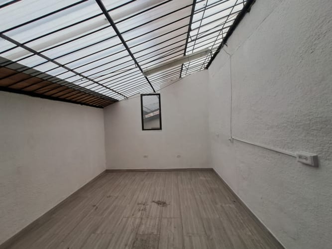 Casa en arriendo en La Gloria, Itagüí, 182 m² · foto 11 de 24