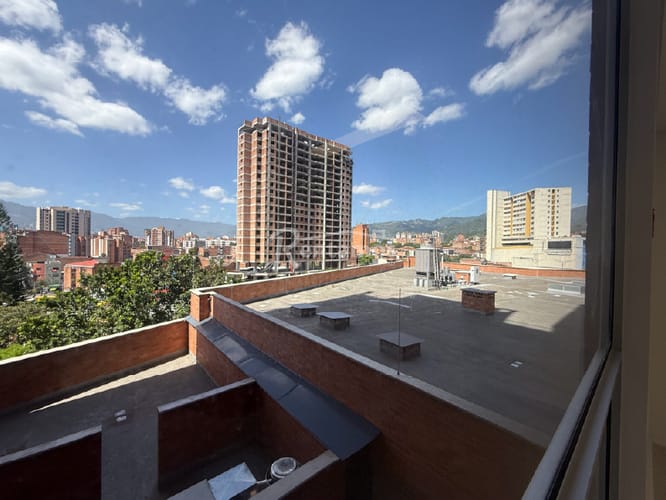 Consultorio en arriendo en Los Pinos, Medellín, 38 m² · foto 14 de 19