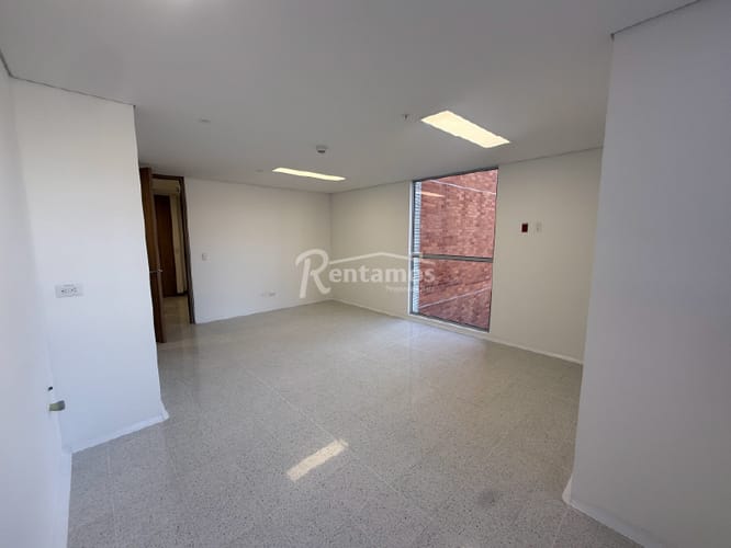 Consultorio en arriendo en Los Pinos, Medellín, 38 m² · foto 16 de 19