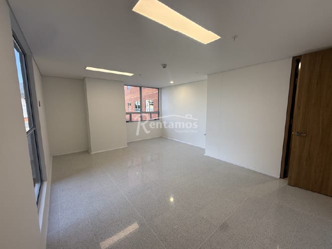 Consultorio en arriendo en Los Pinos, Medellín, 38 m² · foto 19 de 19