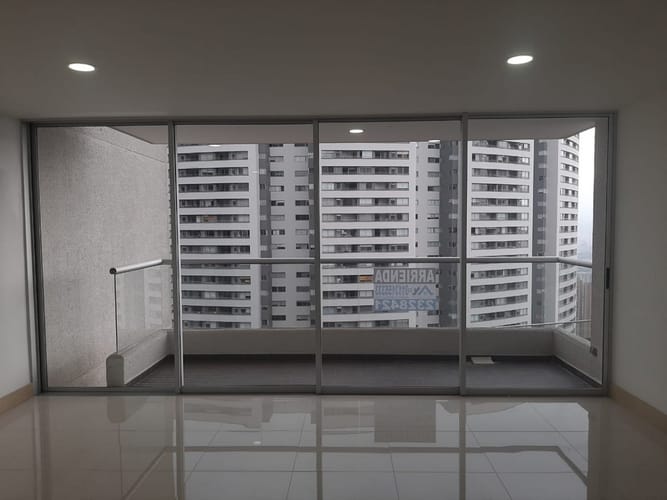 Apartamento de 3 alcobas en arriendo en Loma Del Indio, Medellín, 80 m² · foto 6 de 20