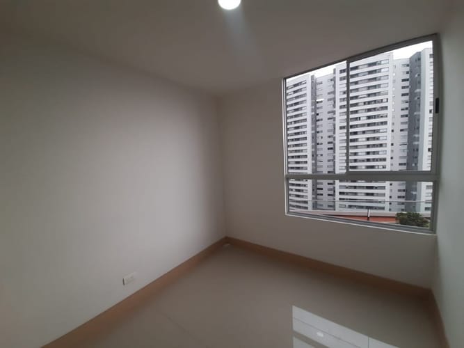 Apartamento de 3 alcobas en arriendo en Loma Del Indio, Medellín, 80 m² · foto 14 de 20