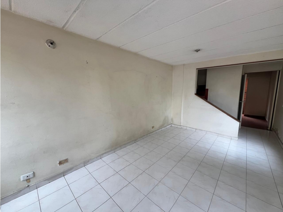 Casa de 4 alcobas en venta en El Gran Limonar Cataya, Cali, 77 m² · foto 2 de 17