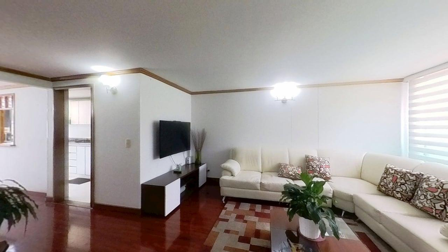 Apartamento de 4 alcobas en venta en Cedritos, Bogotá, 152 m² · foto 2 de 17