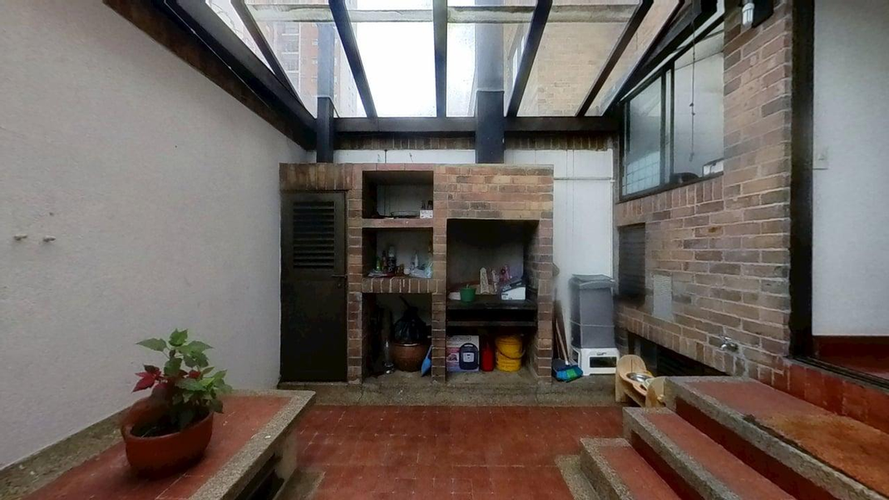 Apartamento de 4 alcobas en venta en Cedritos, Bogotá, 152 m² · foto 16 de 17