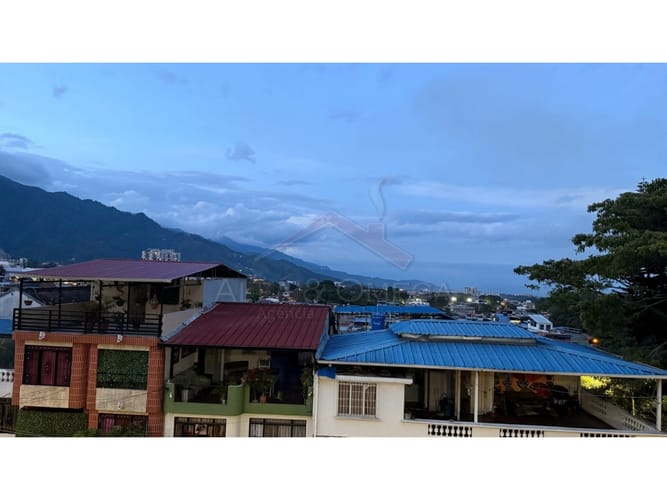 Casa de 7 alcobas en venta en Hacienda Piedra Pintada, Ibagué, 250 m² · foto 11 de 16