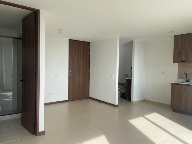 Apartamento de 2 alcobas en venta en La Macarena, Rionegro, 60 m² · foto 2 de 18