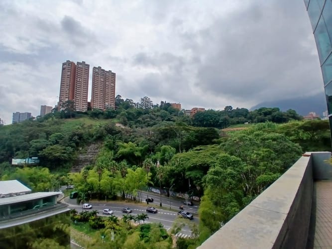 Oficina en arriendo en Las Palmas, Medellín, 151 m² · foto 17 de 17