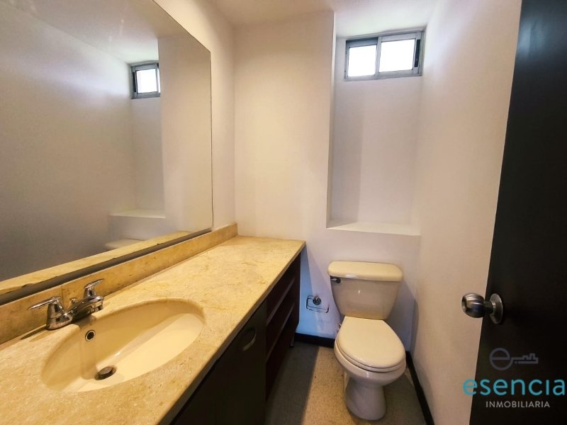 Apartamento en arriendo en San Lucas, Medellín · foto 18 de 20