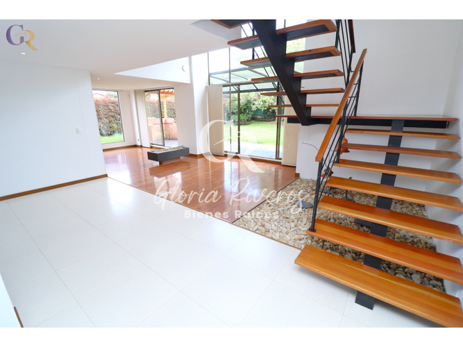 Casa de 3 alcobas en arriendo en Parcelas, Cota, 227 m² · foto 3 de 24