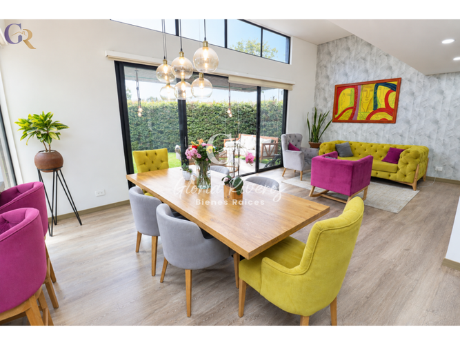 Casa de 3 alcobas en venta en Cota, 200 m² · foto 4 de 24