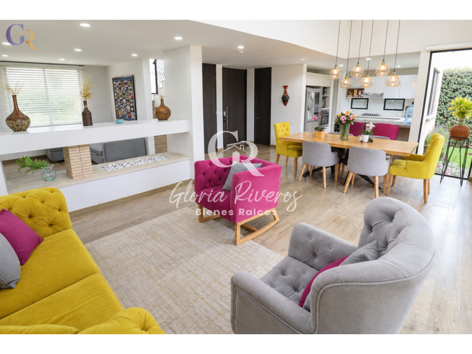 Casa de 3 alcobas en venta en Cota, 200 m² · foto 8 de 24