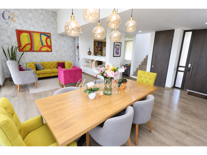 Casa de 3 alcobas en venta en Cota, 200 m² · foto 9 de 24