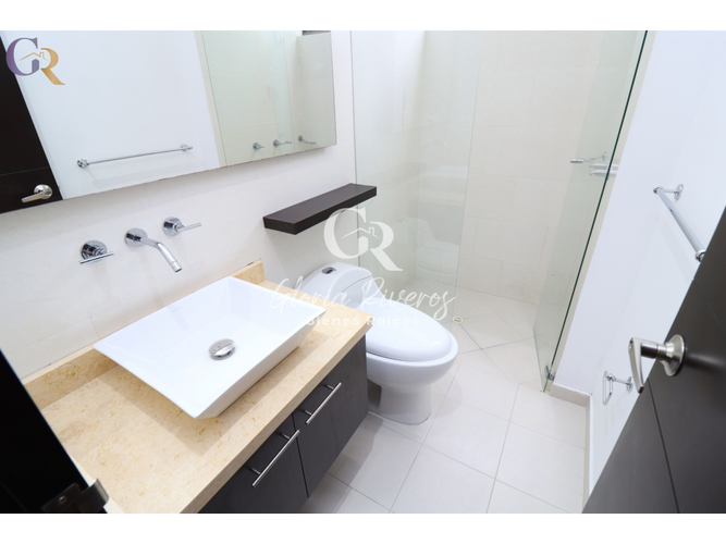 Casa de 3 alcobas en arriendo en Parcelas, Cota, 227 m² · foto 24 de 24