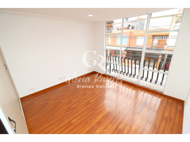 Casa de 4 alcobas en venta en Cota, 186 m² · foto 15 de 24
