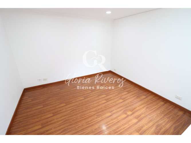 Casa de 4 alcobas en venta en Cota, 186 m² · foto 20 de 24