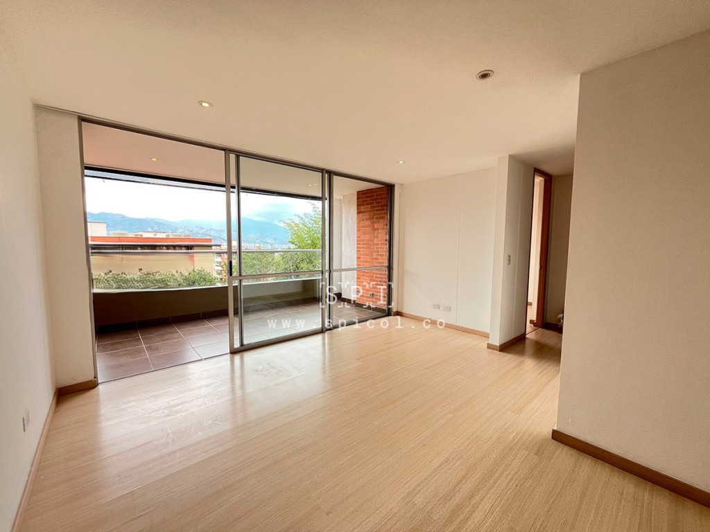 Apartamento en arriendo en El Esmeraldal, Envigado · foto 4 de 19