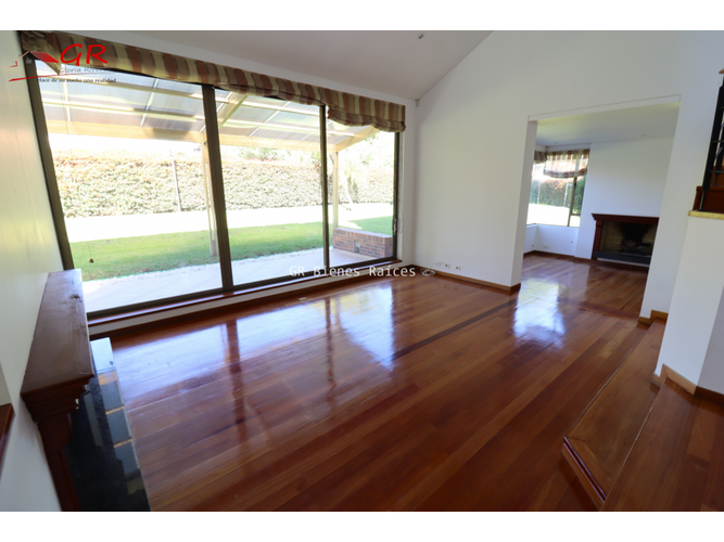 Casa de 4 alcobas en arriendo en Rozo, Cota, 283 m² · foto 5 de 24