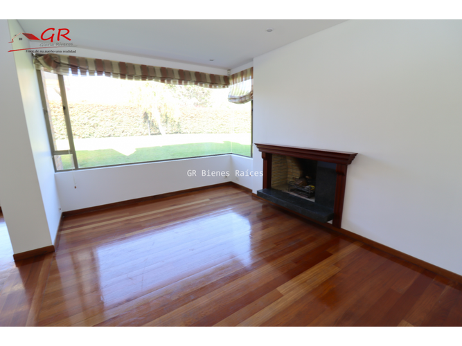 Casa de 4 alcobas en arriendo en Rozo, Cota, 283 m² · foto 10 de 24