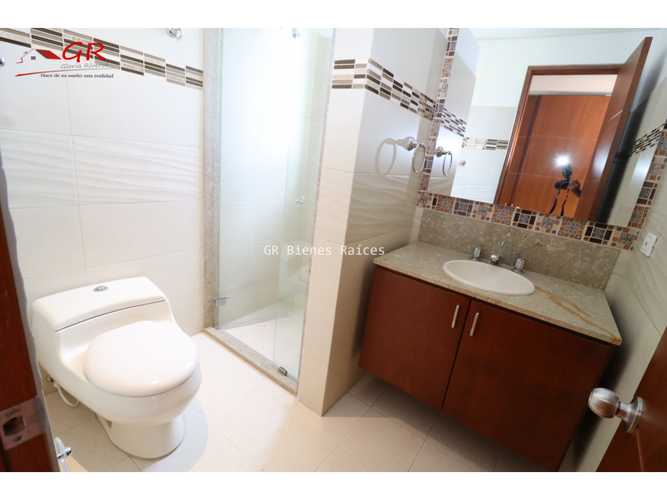 Casa de 4 alcobas en arriendo en Rozo, Cota, 283 m² · foto 16 de 24