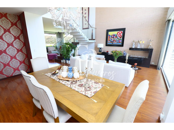 Casa de 3 alcobas en venta en Pueblo Viejo, Cota, 219 m² · foto 10 de 24