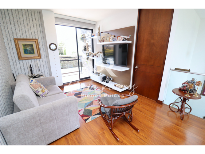 Casa de 3 alcobas en venta en Pueblo Viejo, Cota, 219 m² · foto 13 de 24