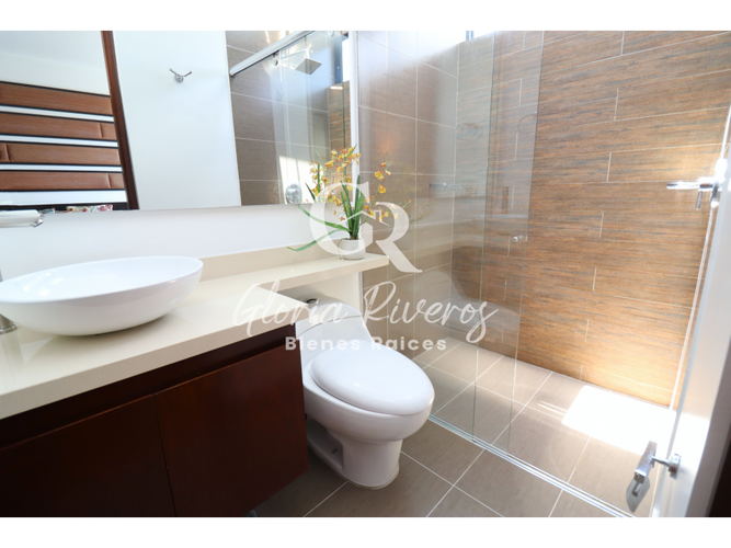 Casa de 3 alcobas en venta en Pueblo Viejo, Cota, 219 m² · foto 18 de 24